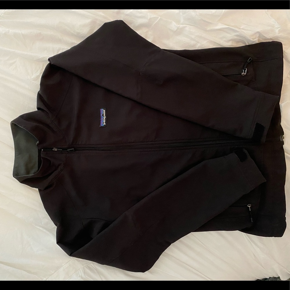 Patagonia Women’s shell jacket